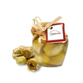 carciofi freschi interi sottolio, un'ottima soluzione per avere sempre a disposizione un prodotto di alta qualità e dalla lunga conservazione. Ideali come ingrediente in diverse ricette, i carciofi interi sottolio sono perfetti anche come antipasto o per arricchire piatti freddi e caldi