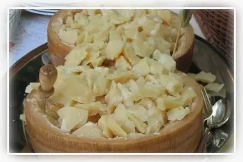 Pecorino Canestrato Pugliese